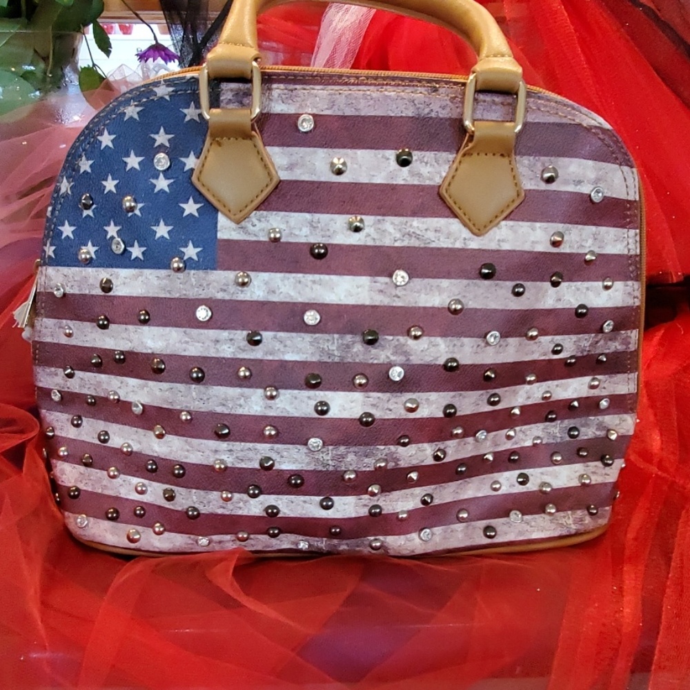 Patriotic satchel